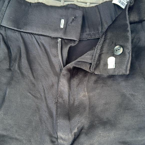 Black Women's Shorts - Picture 4 of 6